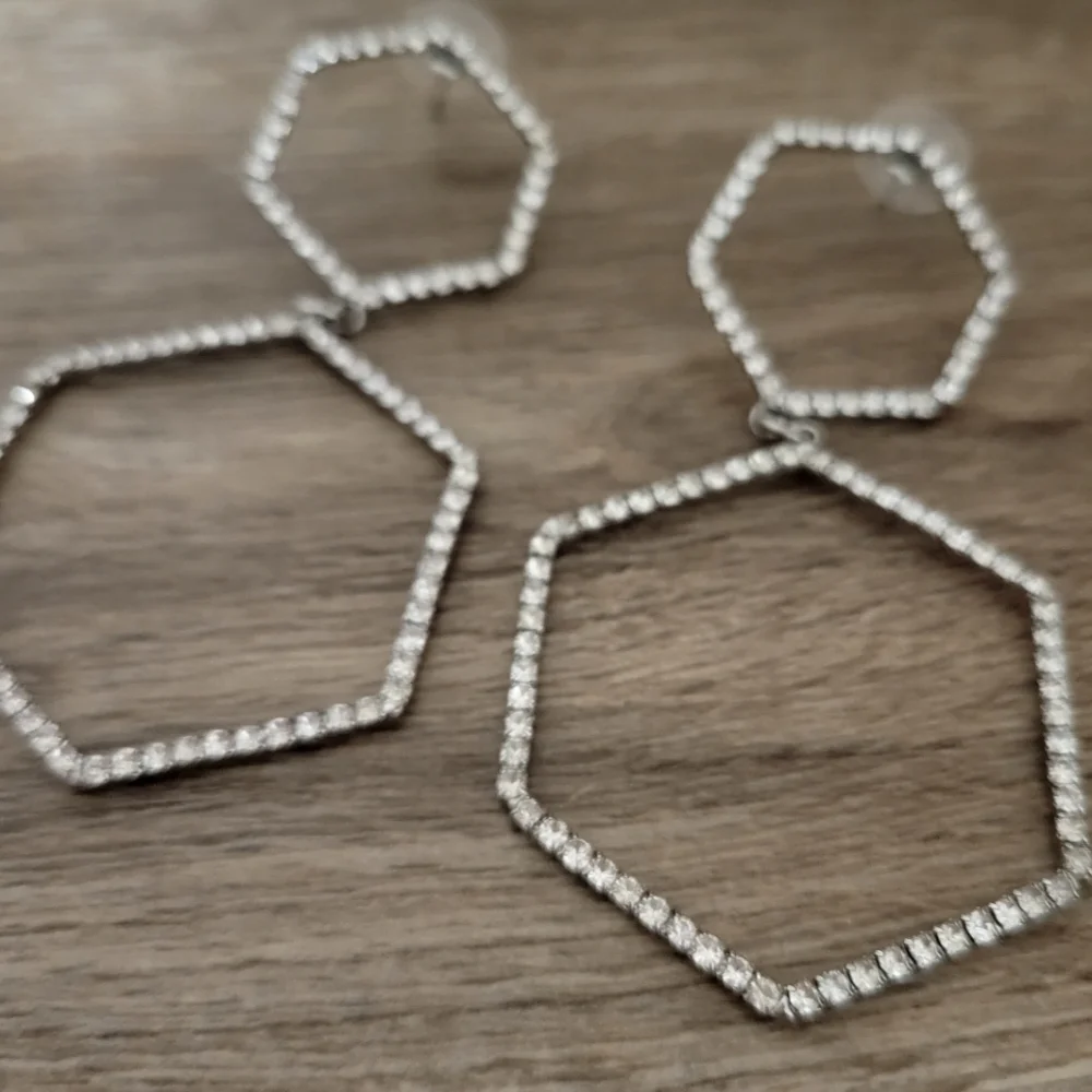 Hexagon Earrings - Picture 1 of 2